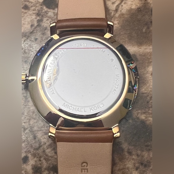 Michael Kors Pyper Three Hand Silver Tone  Stainless Steel Women’s Watch MK2740 - Picture 10 of 11